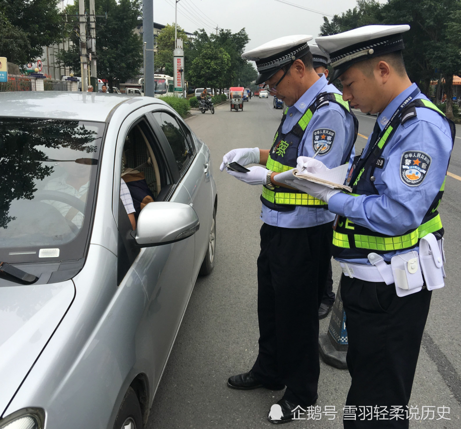 超载躲处罚盯梢交警，违法行为的代价与反思